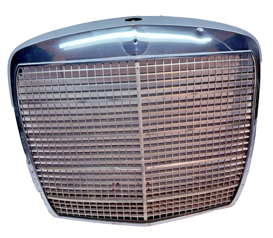 Rejilla radiador OEM 1965-1973 MERCEDES-BENZ W108 W109 280SE SEL 300SEL P5 Foto 1 de 4