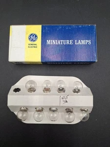 GE Miniature Lamp GE-425 NOS Package of 9 Bulbs - Picture 1 of 4