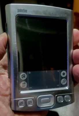 PalmOne Tungsten E2 Palm Bluetooth Handheld PDA Organizer No Cord Repair/Parts7D - Image 1 of 3