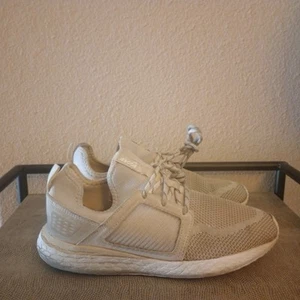 Avia Women's White Or Gray Lace Up Running Shoes Sneakers Size 8 - Picture 1 of 8