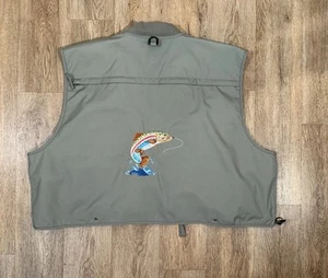 Cabelas Fly Fishing Vest 3XL Utility Multi Cargo Pockets Embroidered Trout - Picture 1 of 12