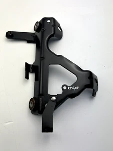 BMW Z4 E85 E86 2006-2009 INTAKE MANIFOLD SUPPORT N46 2.0 7541013 - Picture 1 of 2