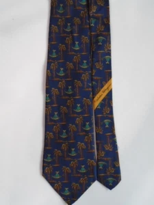 SALVATORE FERRAGAMO Men's Designer Executive 100% Silk Neck Tie Novelty Pattern! - Picture 1 of 5