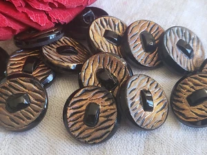 Lot 6 boutons anciens en verre noir doré cambré  à pied  1,7 cm ref 1485 - Picture 1 of 4