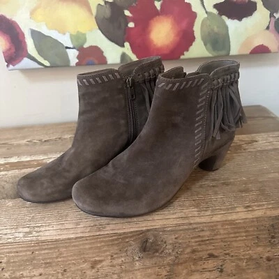 Earthies Zurich Botín Tacón Flecos Gamuza Taupe 9 Foto 1 de 4