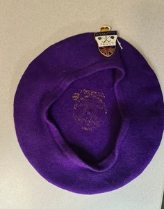 Her Majestys A&NVS Hamilton Members Purple Beret and Cap Badge No Size Tag - Picture 1 of 5