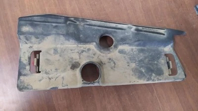 Modanatura Anteriore per LAND ROVER DISCOVERY (LT) TD5 1999 358074 - Immagine 1 di 4