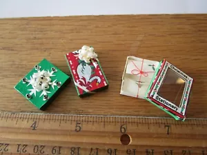 Regali di Natale in miniatura casa delle bambole 1/12 + stazionari 4 sotto l'albero - Foto 1 di 2
