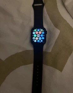 Apple Watch Serie 5 *USED Space Grey Aluminium Case Black Sport Band 40MM - Afbeelding 1 van 5