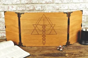 Schermo DM Spada Dadi | Schermo Master Dungeon in Legno | DND D&D TTRPG - Foto 1 di 5