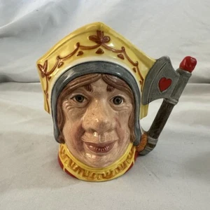 VTG Royal Doulton THE RED QUEEN D6859 4" Character Toby Jug Figure 1987 - Picture 1 of 3