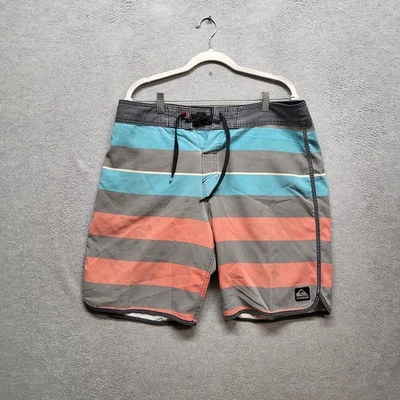 Pantalones Cortos Quiksilver Hombres 36 Gris Bordado Traje de Baño Rayas Board Shorts Foto 1 de 4