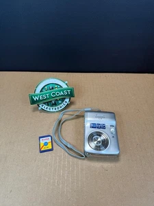 Nikon Coolpix L3 Digitalkamera silber 5,1 MP 3x Zoom getestet - Bild 1 von 9