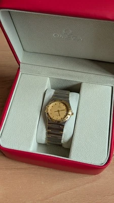 OMEGA Constellation Qtz Steel Gold 34mm with Travel Case + Receipt. - Image 1 of 4