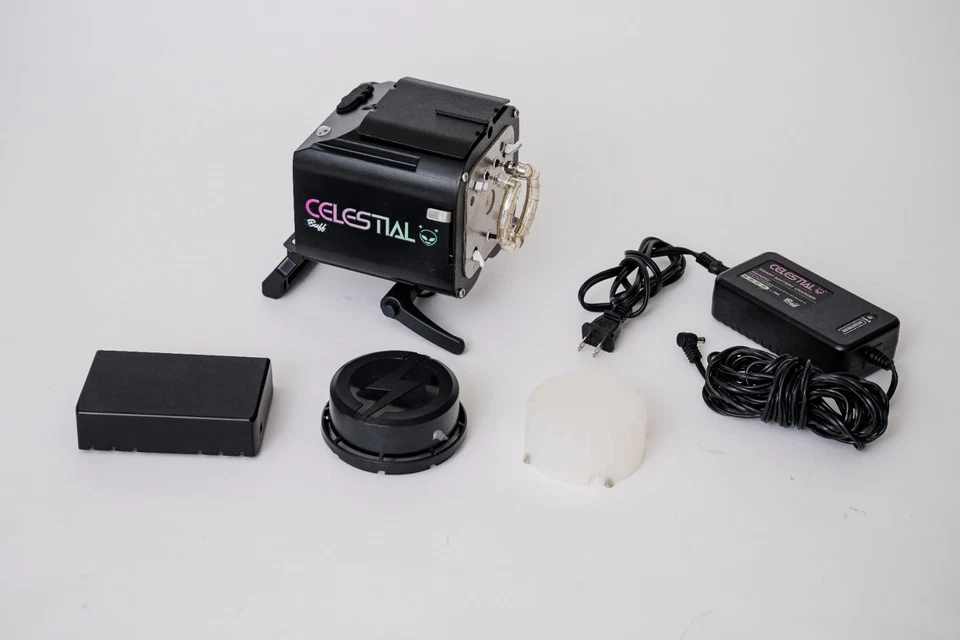 Paul C. Buff Celestial Flash Strobe Monolight - Battery Operated w/Charger - Image 1 of 4