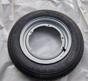 cerchio ape 602 703 poker con gomma 125 R12 C 81J - nuovi mai usati - Foto 1 di 4