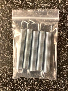 NEU Tremolo Zugfedern für Fender Stratocaster Strat Gitarren 5er Pack - Bild 1 von 1