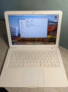 Macbook White 13" 2.26ghz 8gb ram, 128gb ssd Late 2009 - Picture 1 of 9
