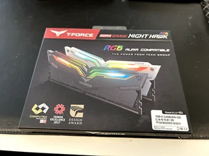Team Group T-Force Nighthawk schwarz, RGB, DDR4-3200, CL16 - 16 GB Kit - Bild 1 von 7