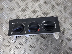 Commande de chauffage - RENAULT CLIO I (1) PHASE II (2) - De 03-1994 à 03-1996 - Picture 1 of 4