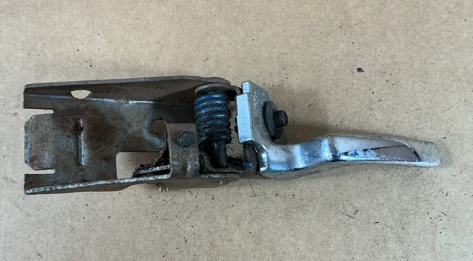 Manija de puerta interior delantera izquierda lado del conductor Mercury Sable 1986-1991 OEM Foto 1 de 4