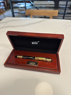 Pluma Estilográfica MontBlanc Hommage a Alexander The Great Limited 444/4810 18k Foto 1 de 4