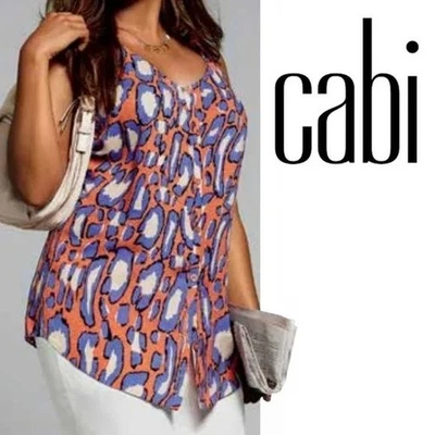 CABI Isla Cami Animal Print Multicolor Talla L #5040 Usado en Excelente Condición Foto 1 de 4