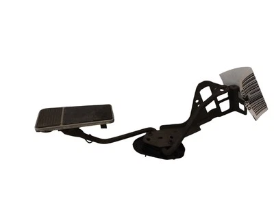 1986-1988 Oldsmobile 98 Accelerator Pedal Assembly Used 25512874 OEM - Image 1 of 4