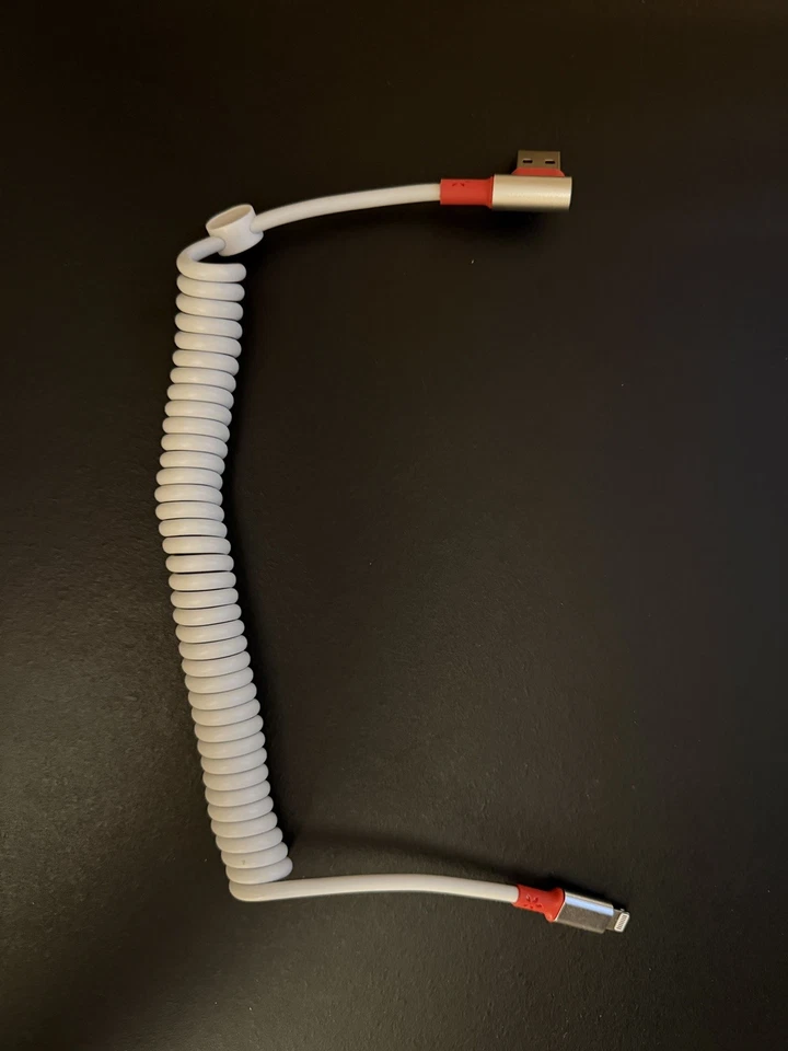 USB-A  / lighting– für iPhone Spiralkabel 1,5 m - Bild 1 von 1