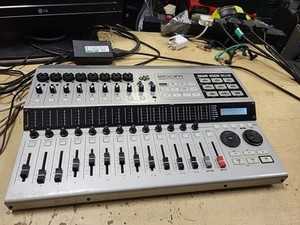 Zoom HD16 Hard Disk Recording Studio - Not Fully Tested-SPARES OR REPAIR ONLY. - Picture 1 of 16