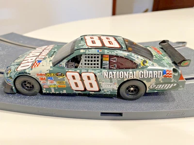 SCX DIGITAL NASCAR COT Dale Jr "National Guard" #88 Impala SS 1/32 Slotcar gebraucht - Bild 1 von 4