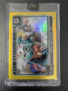 2025 Panini One Ricky Williams #392 Gold Autograph 10/10 - Bild 1 von 2