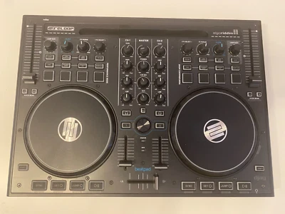 Reloop Beatpad DJ Controller mit Zomo Flightbag - Bild 1 von 4