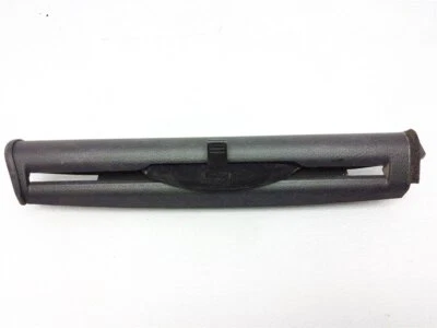 2002-2006 Infiniti Q45 Rear Driver Door Glass Sunshade Guide Rail 82241-At41a - Image 1 of 4