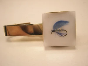 Blue Nymph Fishing Fly in Acrylic Vintage Tie Bar Clip zulu sports - Picture 1 of 5