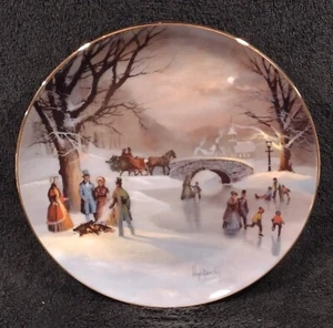 Vintage Holiday Skaters By W. S. Geroge. #1358D. 8 1/2” Round. - Picture 1 of 3