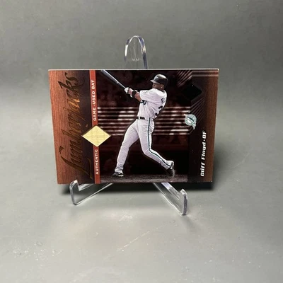 2001 Leaf Limited Lumberjacks Cliff Floyd #200 202/500 Game Used Bat Relic Card - Image 1 of 2