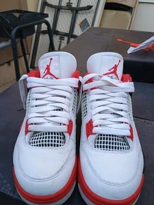 Jordan 4 Retro OG Blanco/Rojo Fuego Negro-Tech Gris Talla 7 - Imagen 1 de 14