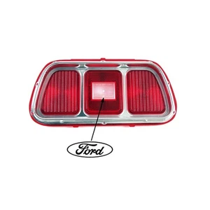 D1ZZ-13450 Scott Drake Tail Light Lens with Bezel - Foto 1 di 1