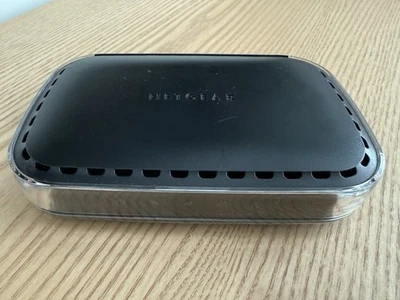 Netgear CM400 Docsis 3.0 High Speed Cable Modem + Power Adapter TESTED OK - Image 1 of 3