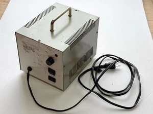 Nissyo SK-1600U Voltage Converter 1600W Transformer 120V to 100V / 100V to 120V - Picture 1 of 24