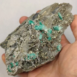 VERY CLEAR NATURAL EMERALD CRYSTAL ON MATRIX FROM MUZO COLOMBIA 528.9 grams - Picture 1 of 13
