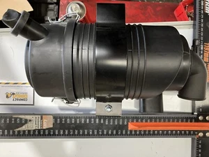 Universal Air Filter Housing With Primary & Saftey Radial Air Filters & Mounting - Picture 1 of 5