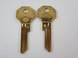 ILCO Y132 Key Blanks Chrysler Automotive Car Truck Brass 2 each - Picture 1 of 5