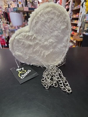 Cartera Art Class en forma de corazón Foto 1 de 4