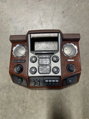 Ford F250 F350 2013-2016 edición King Ranch tablero madera bisel ventilaciones y clima Foto 1 de 2