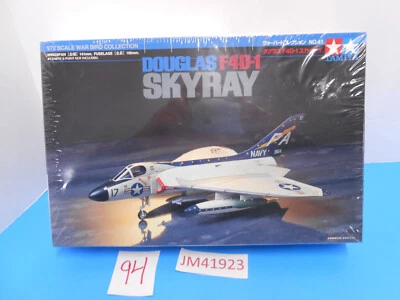 Tamiya 1/72 DOUGLAS F4D-1 SKYRAY Plastic Model Kit 60741 War Bird Collection `98 - Image 1 of 4