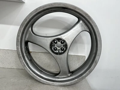 Llanta trasera BMW R1100rt  Foto 1 de 4