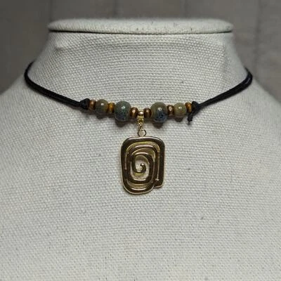 Abstract Swirl Charm Ceramic Beaded Gold Green Blue Boho Hippie Choker Necklace - Изображение 1 из 4