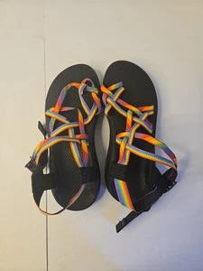 Chaco X National Park Foundation Pride Sandalen ZX/2 Damen 9 Rainbow Stonewall - Bild 1 von 9